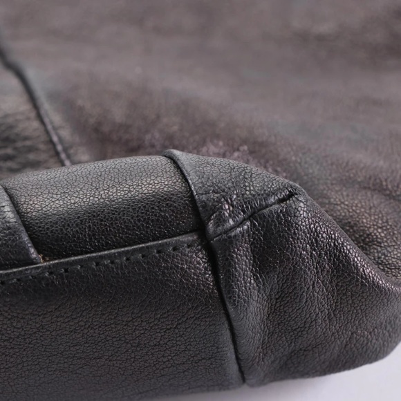 Salvatore Ferragamo Vara Bow Pleated Soft Tote in Leather - Picture 7 of 9